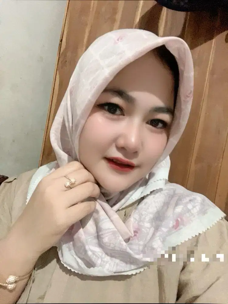 Saya sedang mencari pekarjaan