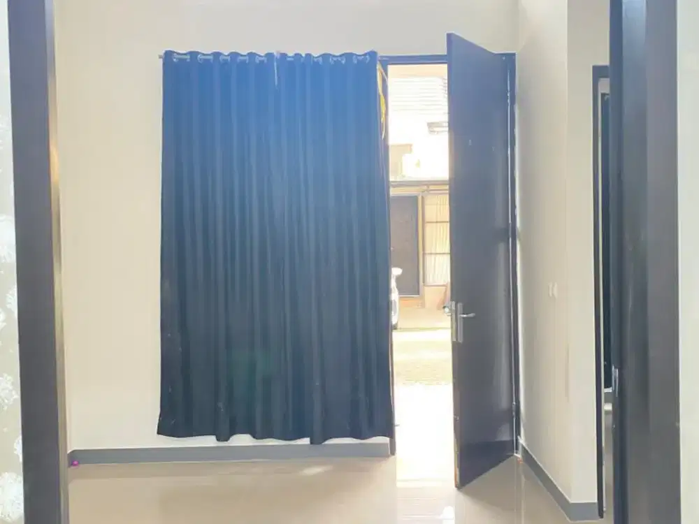 DI Jual Rumah di Nusa Aryana Karawaci Jl Diklat pemda Curug Tangerang.