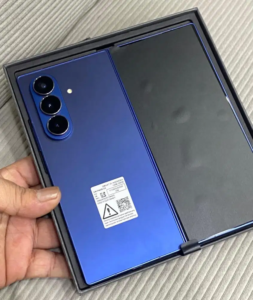samsung Z fold 7 512gb fullset
