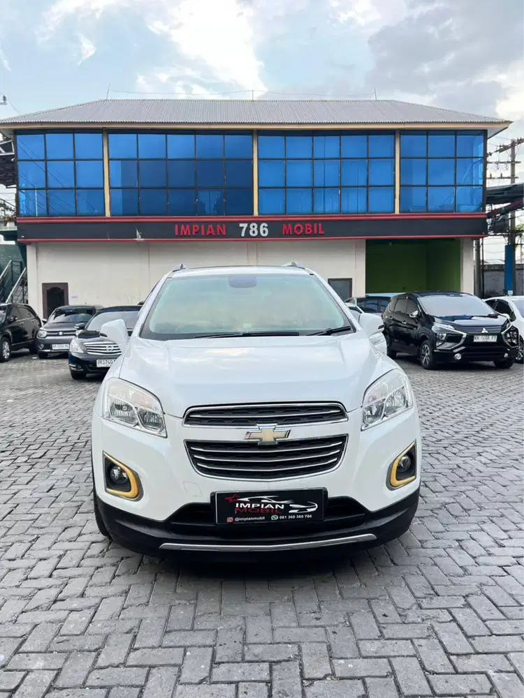 TDP 43JT Chevrolet Trax 1.4 LTZ Turbo A/T Putih 2016 hrv e juke cx 3 t
