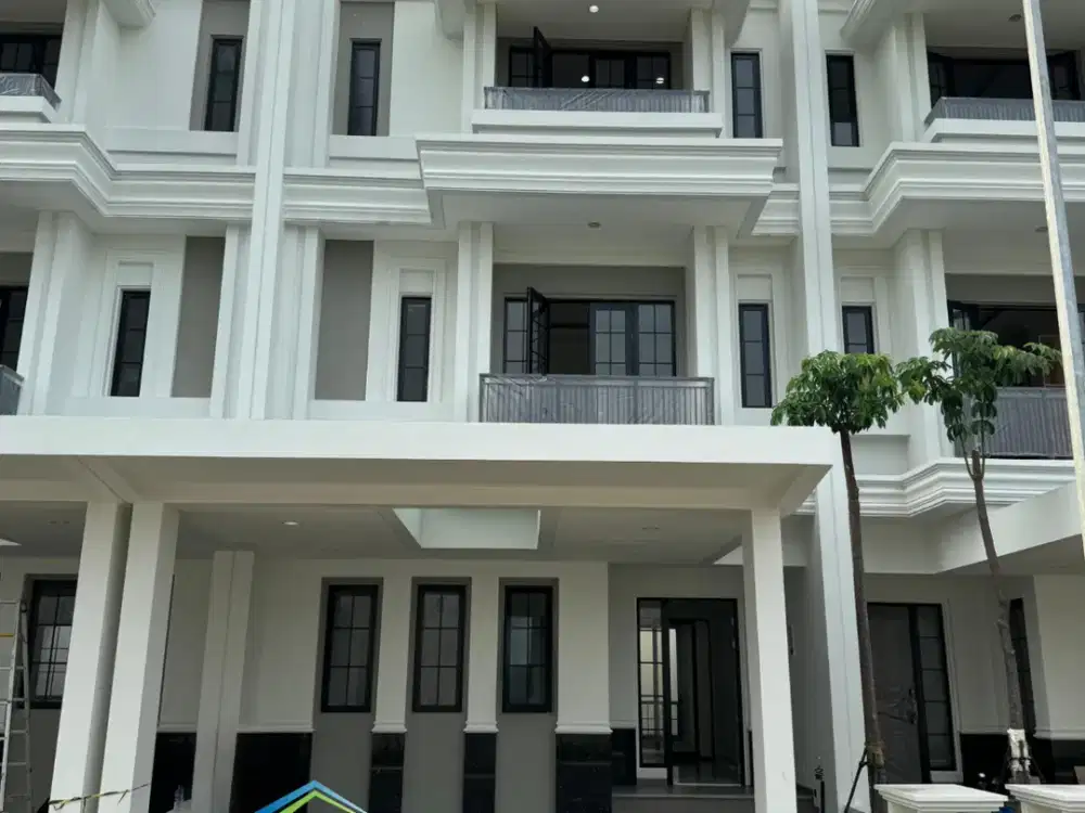 Jual Rumah 3 Lantai TyriaType Lokasi St6rategis Di Sutera Winona Alam Sutra Dekat Akses Tol Jakarta-Merak Dan Kawasan BSD