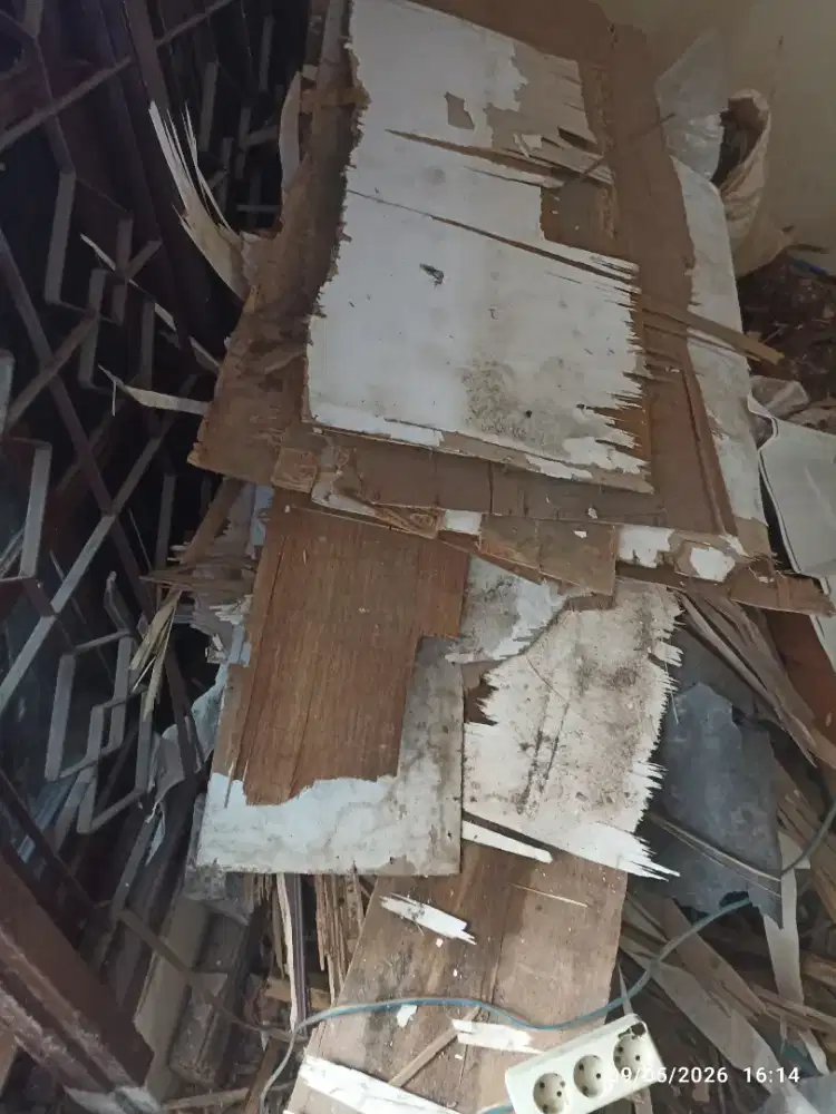Kayu sisa renovasi rumah