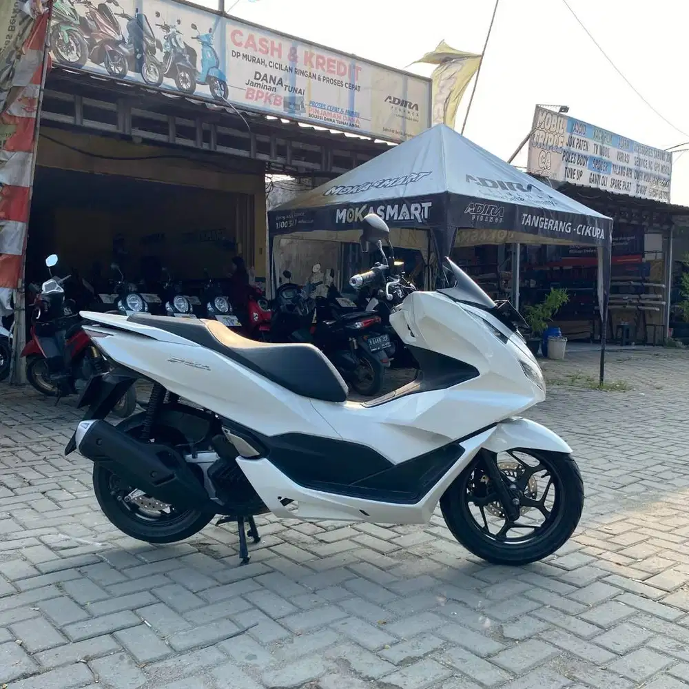 HONDA PCX 160 CBS 2022 LIKE NEW