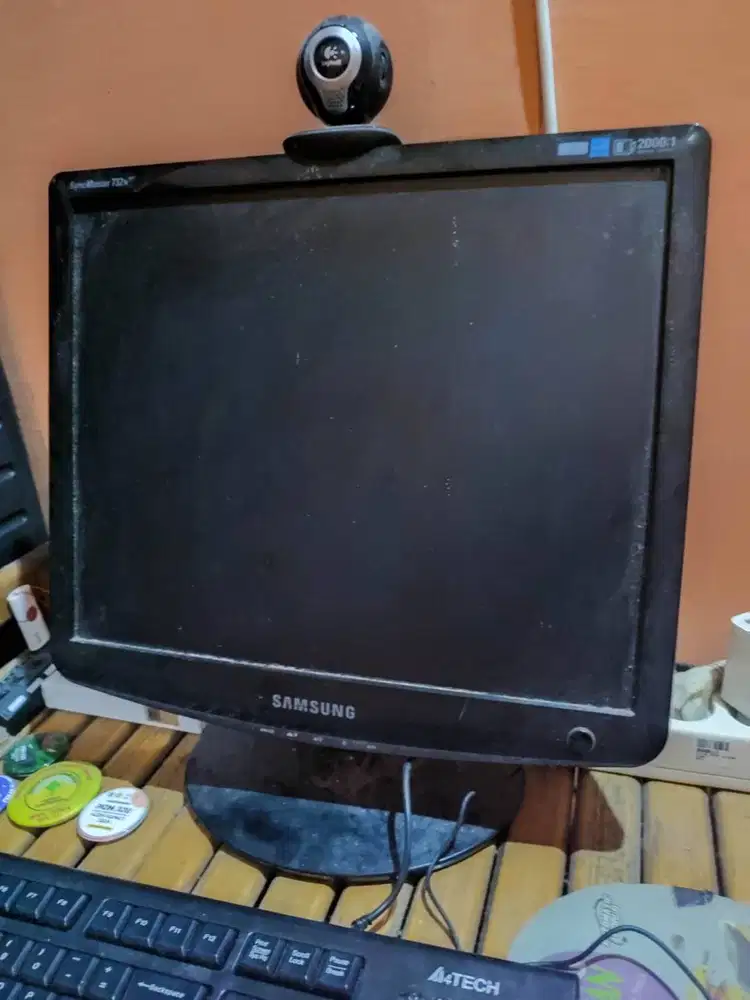 Monitor PC Samsung 732N Plus 17 (Layar Minus)