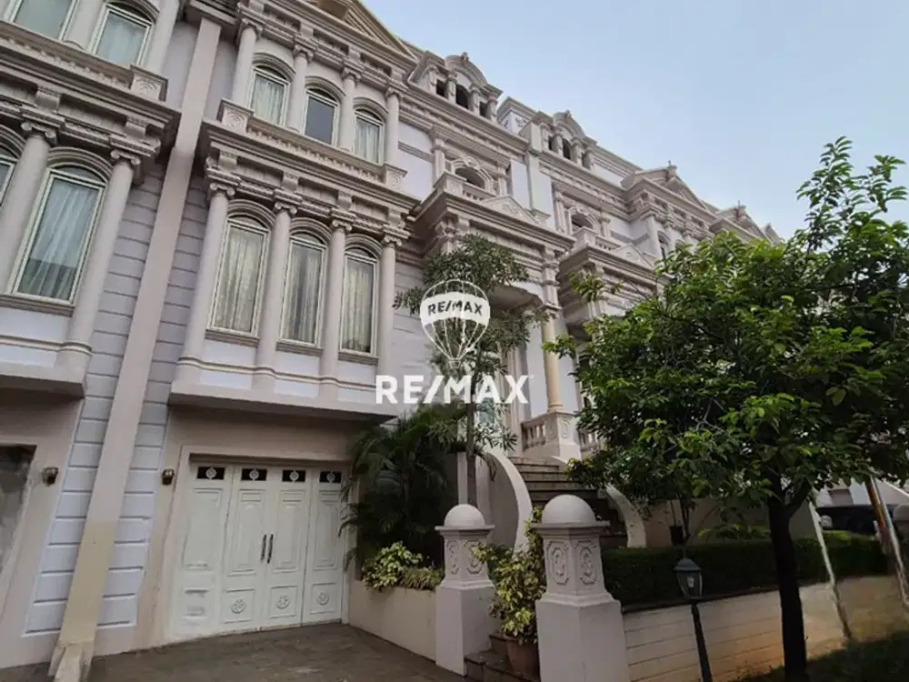 Dijual Rugi!! Rumah mewah Di The Villas MOI Kelapa Gading, Jakarta Utara