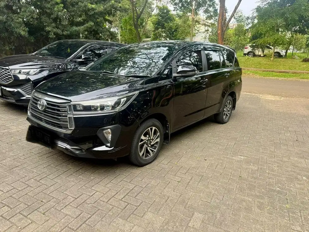 Toyota Kijang Innova Type V AT Diesel KM Low