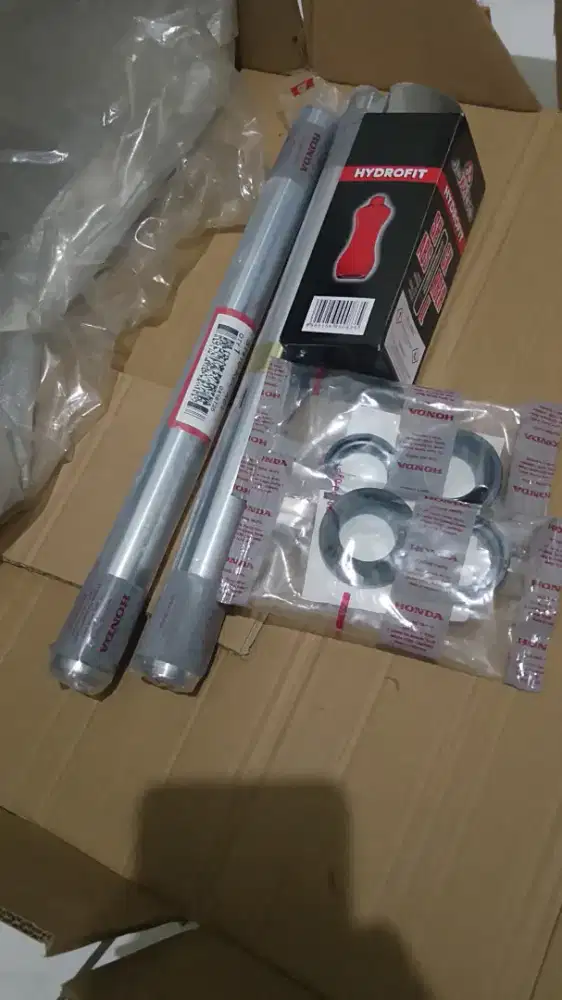 As Shok Beker depan sepasang beat f1