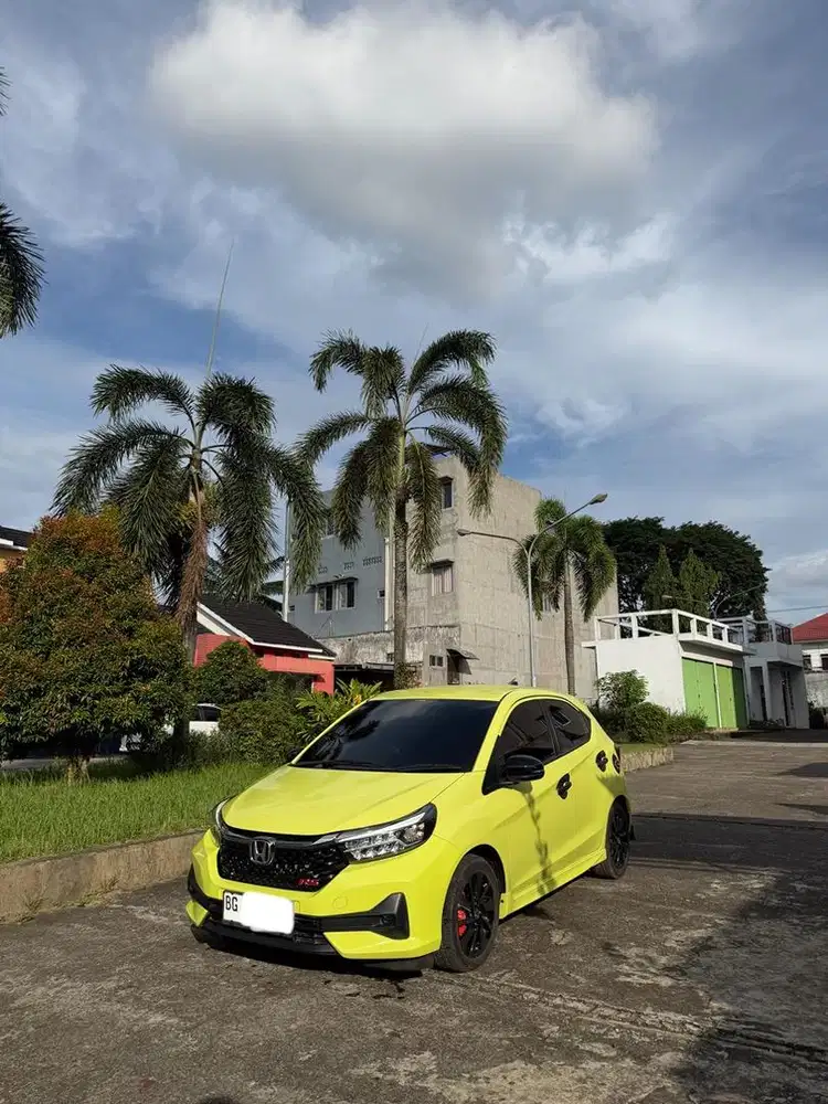Brio RS CVT Matic 2023/2024 Km 16rb Antik