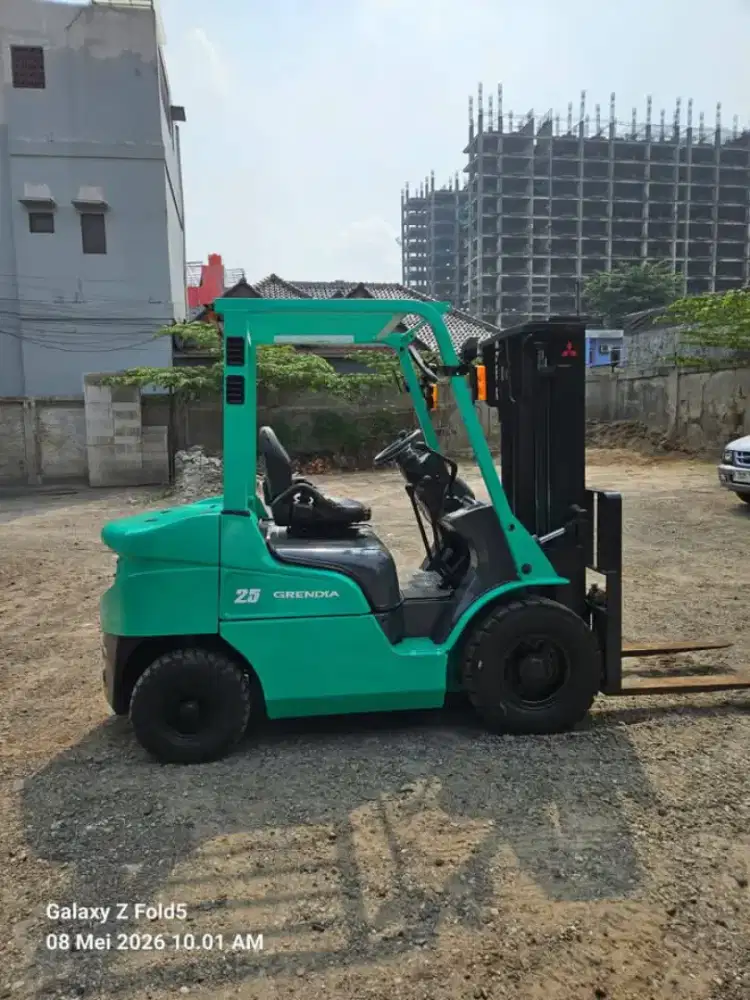 Forklift Mitsubishi 2,5 Ton,Manual,Tiang 3 Meter,Mesin S4S,Tahun 2021