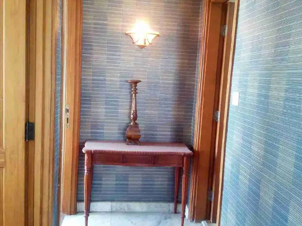 RENT KONDOMINIUM SHERATON TUNJUNGAN PLASA SURABAYA