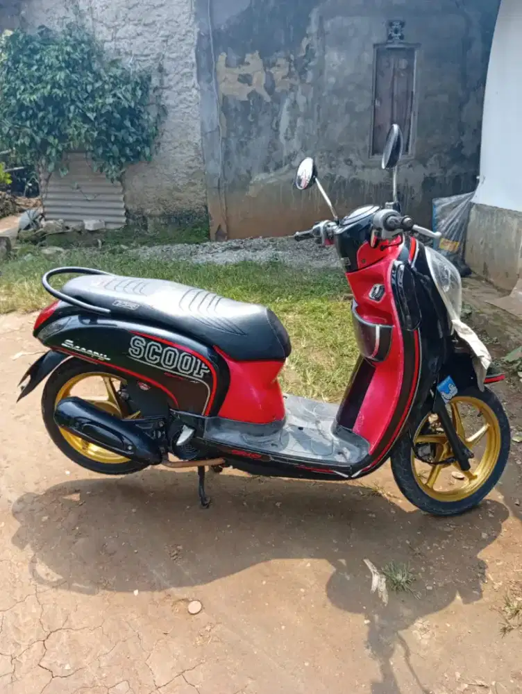 Scoopy FI 2013 F kab