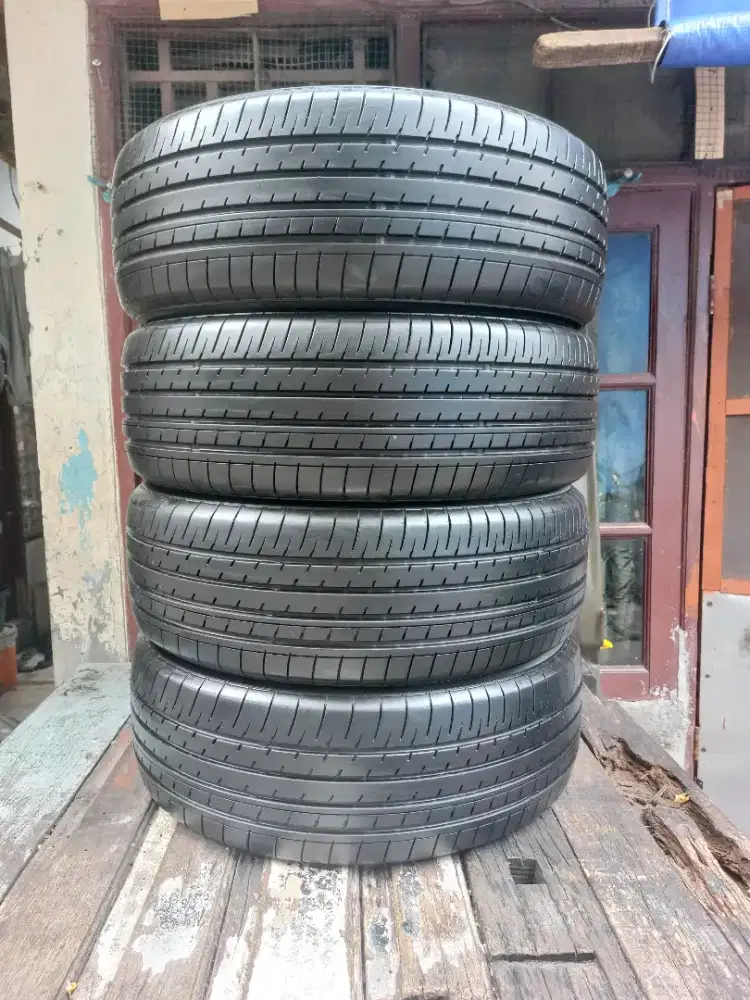 Di jual ban yokohama ukuran 225 55 19 tahun 2023