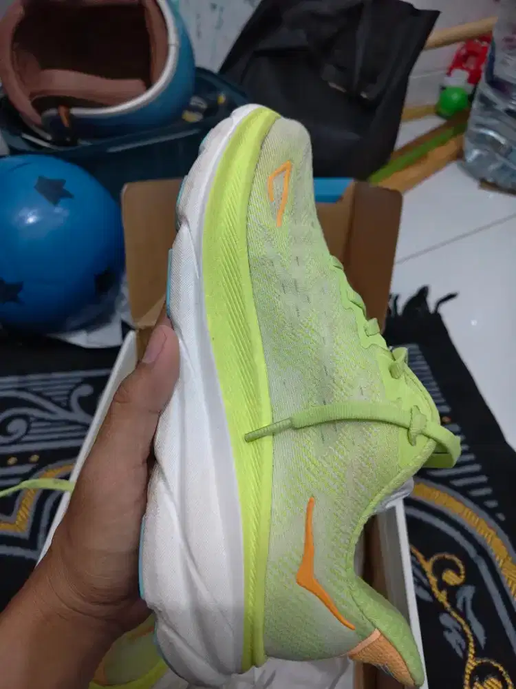 BU JUAL CEPAT HOKA CLIFTON 9