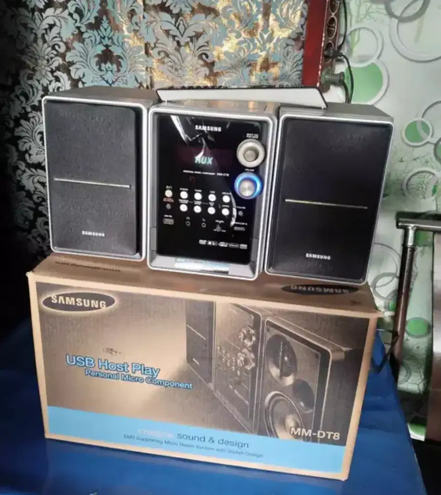 SAMSUNG audio MM DT8 LIKE NEW