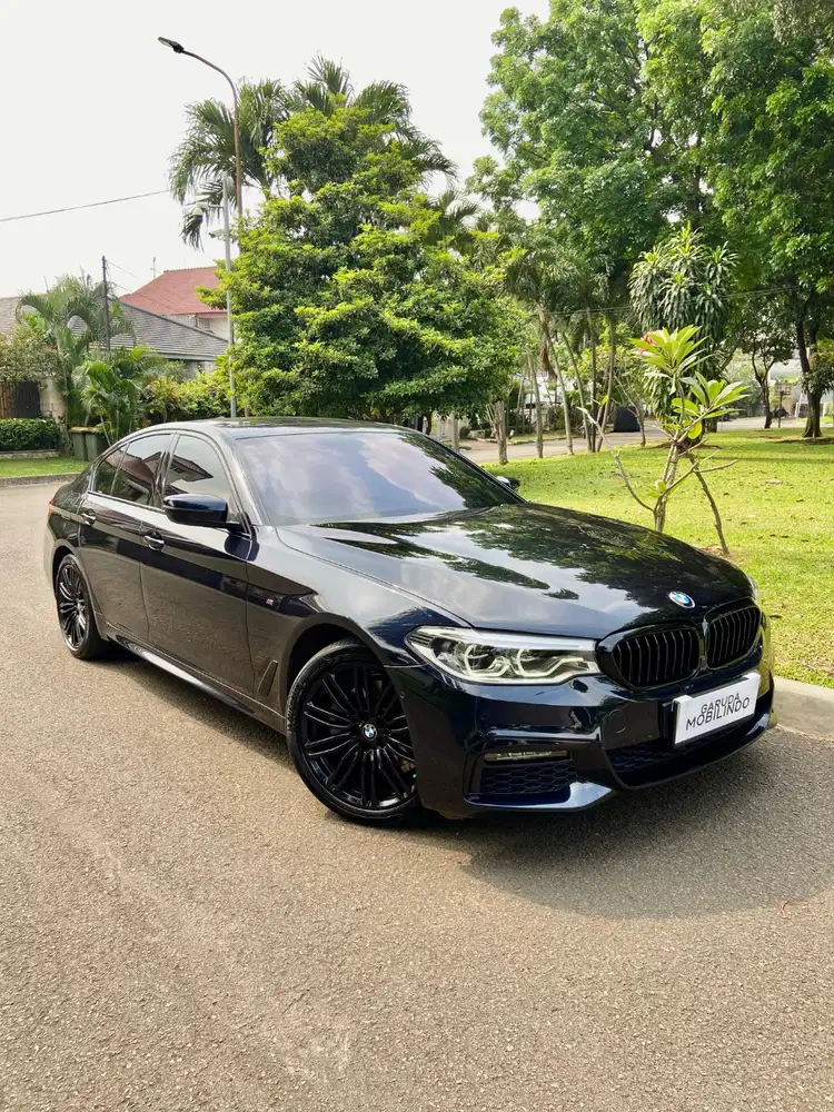 FOR SALE! BMW 520I ANNIVERSARY 75TH MSPORT EDITION G30I FACELIFT