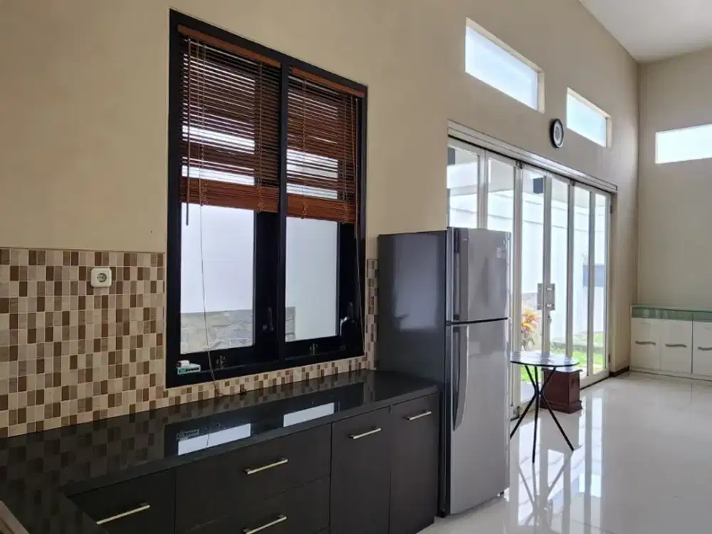 Di jual Murah Rumah Mewah Boulevard Perum Araya Golf Malang