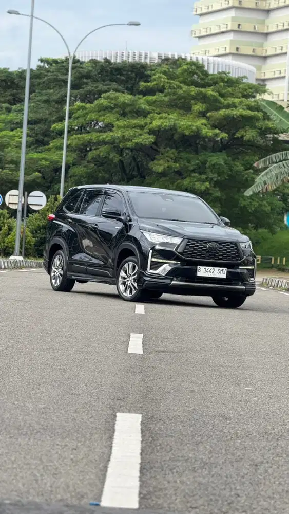 Toyota Kijang Innova 2023 Hybrid