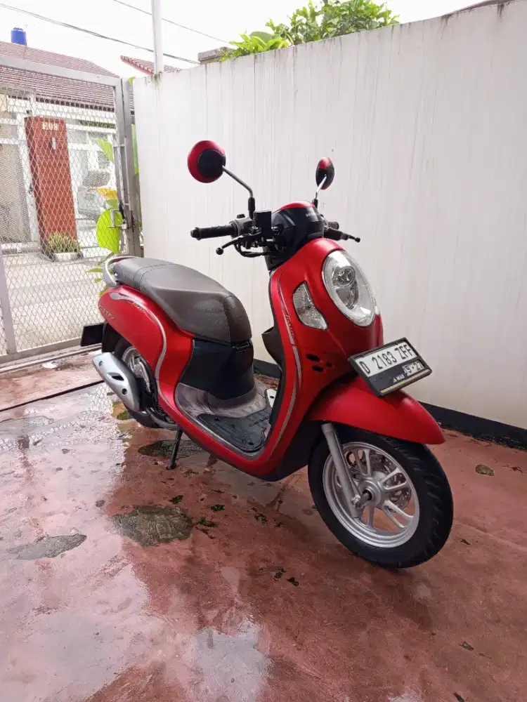 Dijual Honda Scoopy Stylish Red 2022 low km
