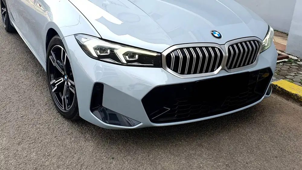 BMW 320i 320 i M Sport LCi G20 Abu Metalik 2023 Like New Warranty On