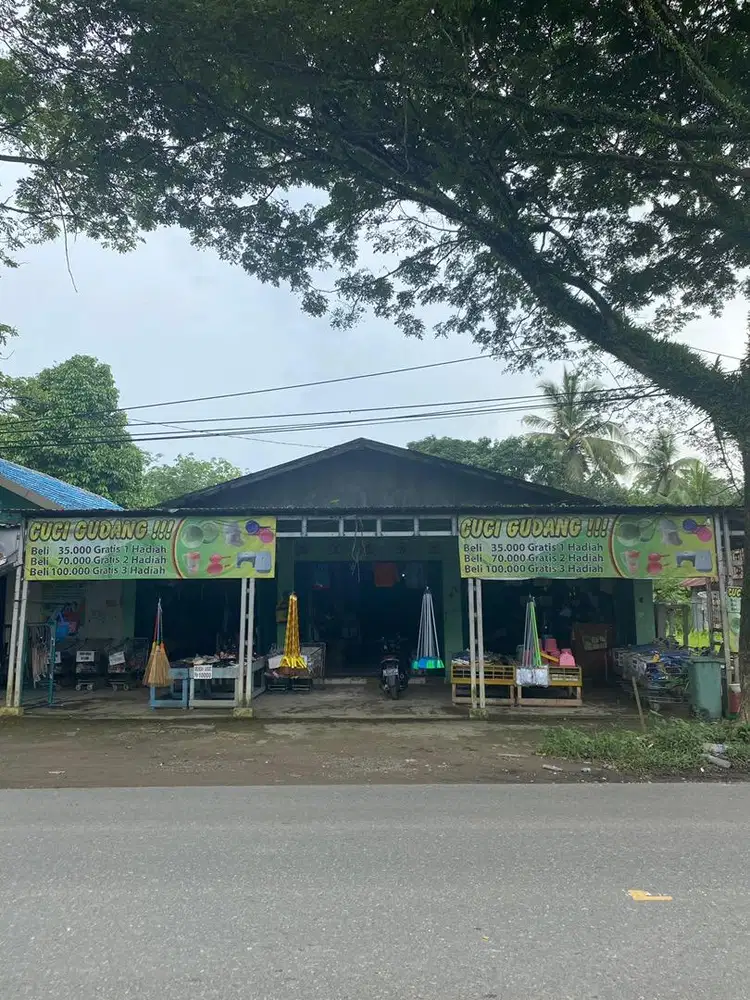 2 Buah Toko Bersampingan