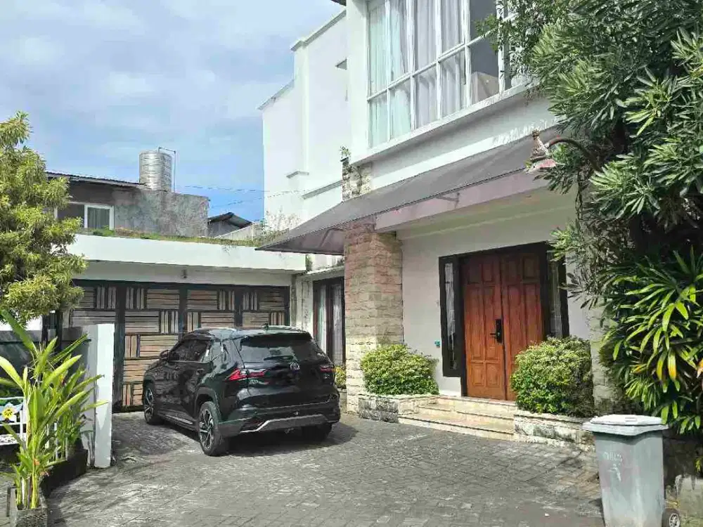 Rumah strategis lingkungan elite Bypass Garden Sanur Bali