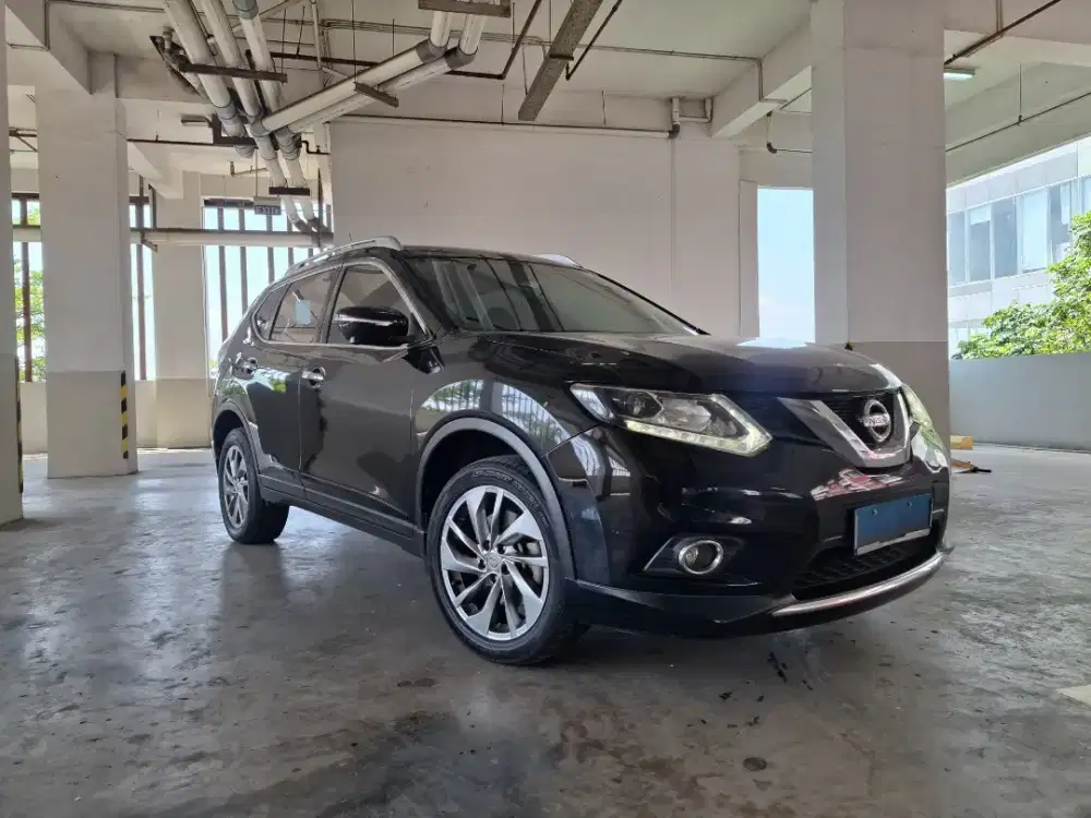 NISSAN X-TRAIL 2.5 AT
