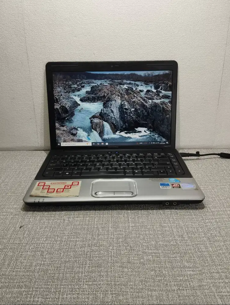 Laptop Legend: Compaq Presario CQ41 Core i3 (VGA ATi) Mulus & Istimewa