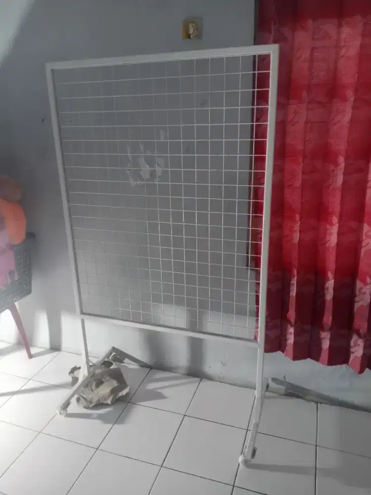 Rak pajangan accesoris