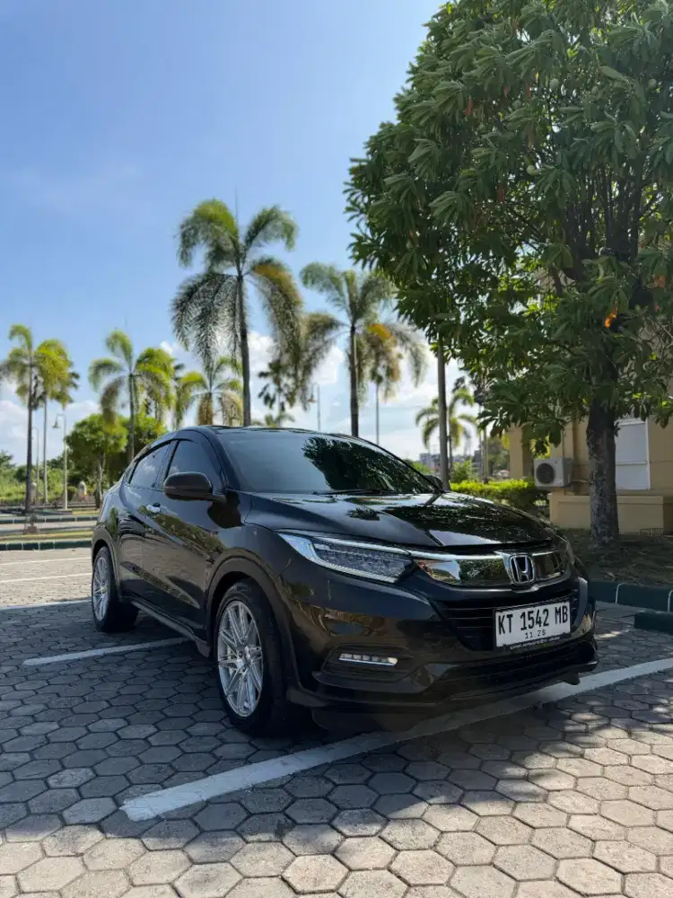 Mobil tarikan leasing