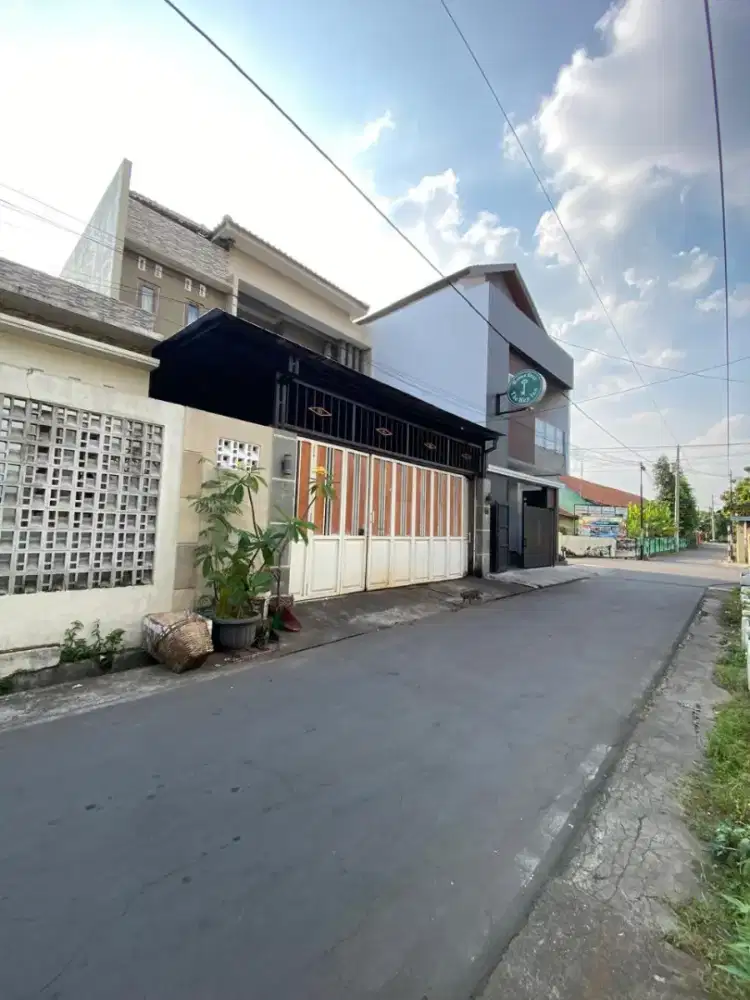 Rumah Paulan colomadu dekat UMS dan bandara solo