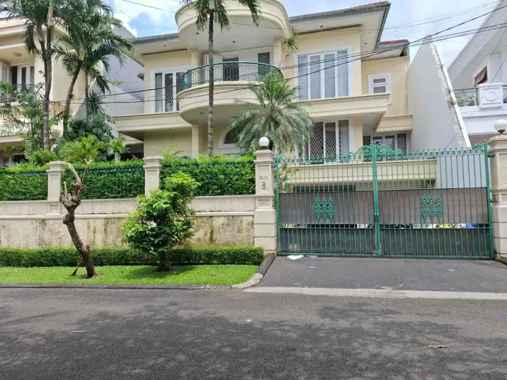Rumah 2 Lantai Siap Huni Harga Nego di Pondok Indah Jakarta Selatan