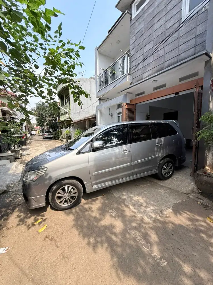 Toyota Kijang Innova 2015 Bensin