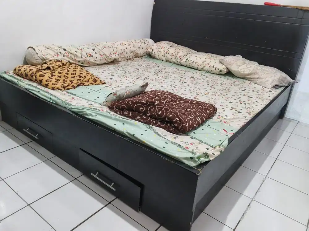 Risbang dan kasur  180x200