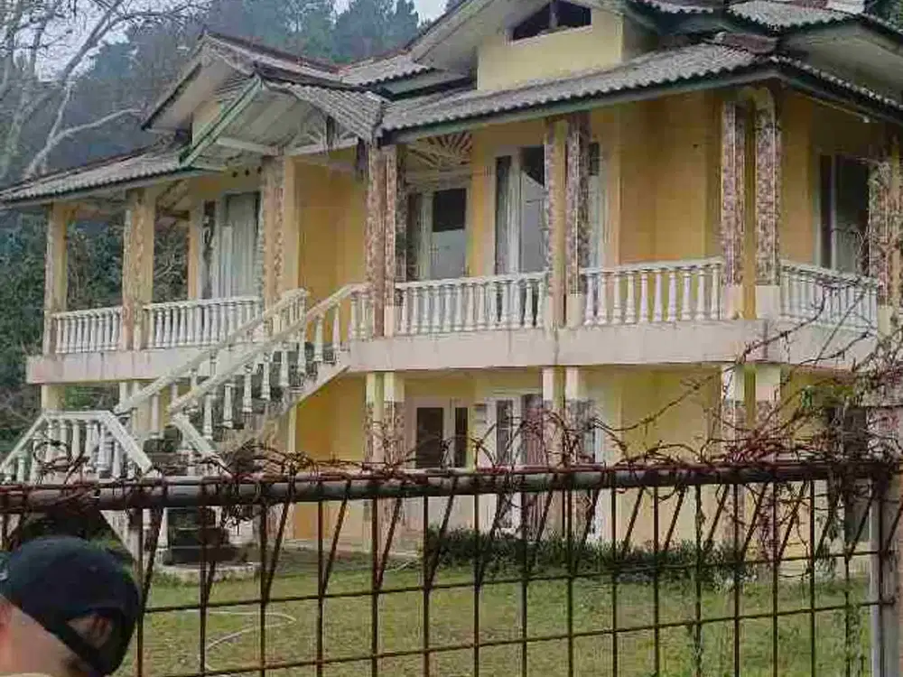 di jual tanah+villa di mega mendung puncak