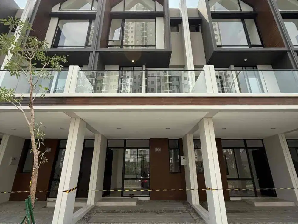 CASH / KPR - Rumah PIK 2 4.5x10 , 3 Lantai (3+1 Kamar Tidur)