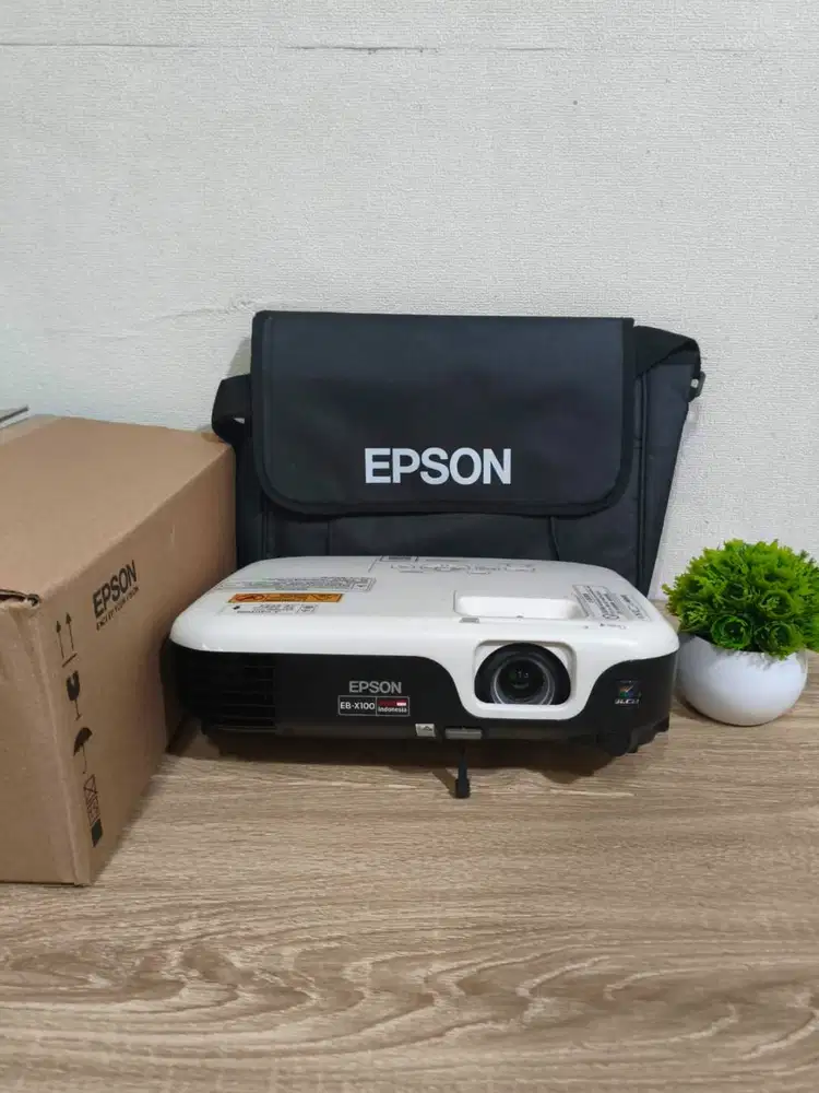 PROMO TEBUS MURAH!!Proyektor Murah Epson EB X100 2600 ANSI Lumens XG