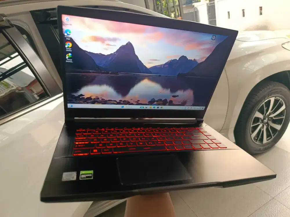 Laptop MSI core i5 gen 10 ram 16 SSD 256 Nvidia GTX 1650 4gb muluuusss