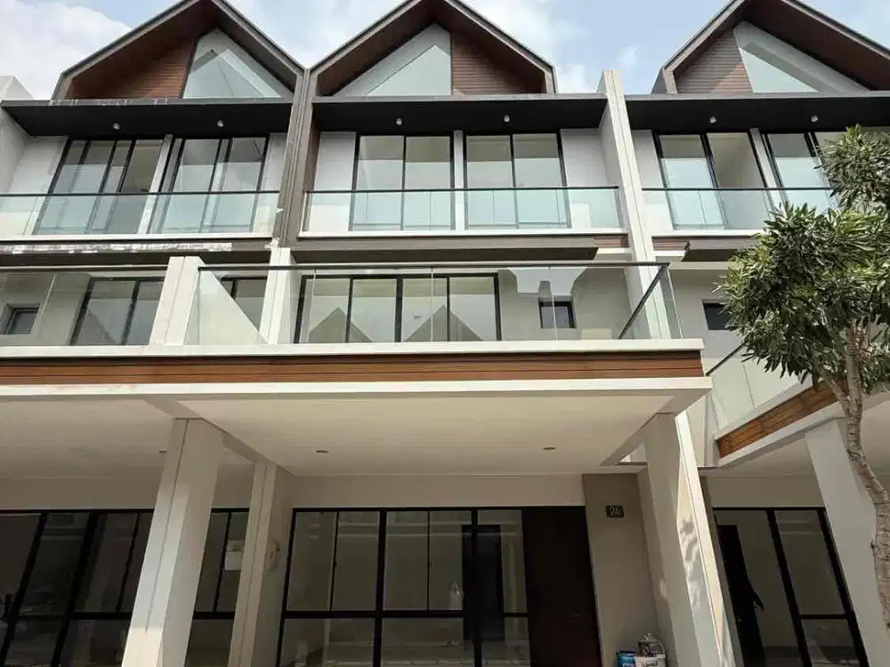 CASH / KPR - Rumah PIK 2 6x10 , 3 Lantai (3+1 Kamar Tidur)