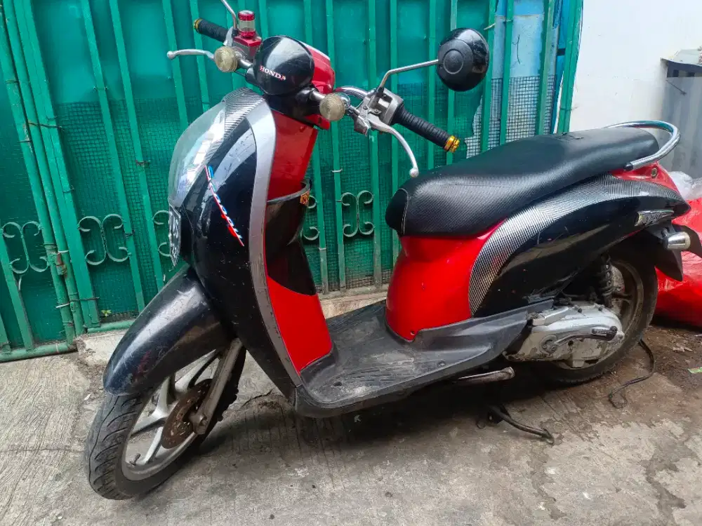 Honda Scoopy karbu Tahun 2012 Mesin Haluss Siap tancap Gass