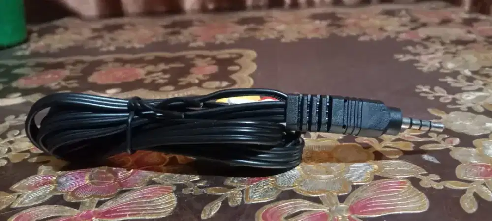 Kabel RCA 3 to 1 untuk STB Android TV Tabung