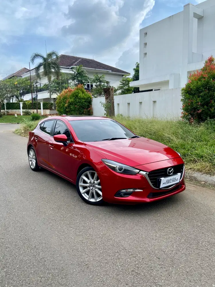 FOR SALE! MAZDA 3 HATCH BACK TAHUN 2020 LOW KM FULL ORIGINAL