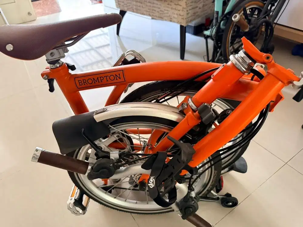 Brompton Folding Bike Orange M6R thn 2020