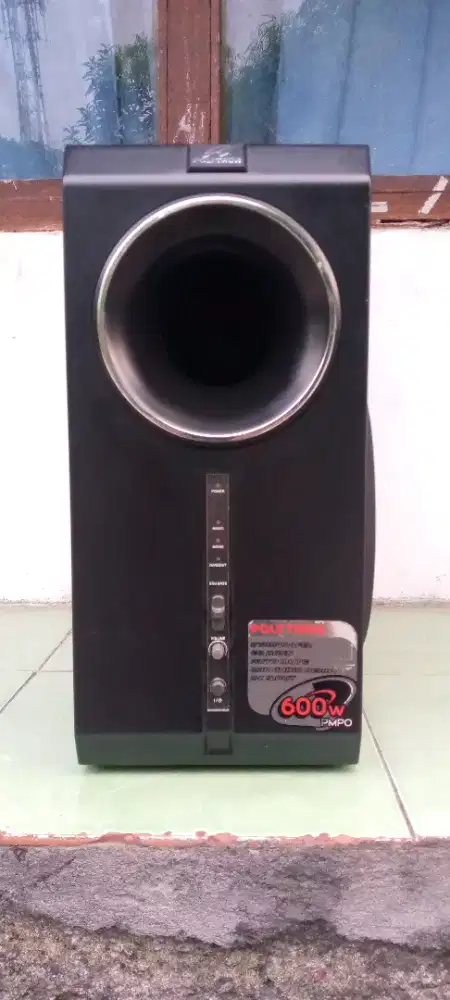 Subwoofer Polytron