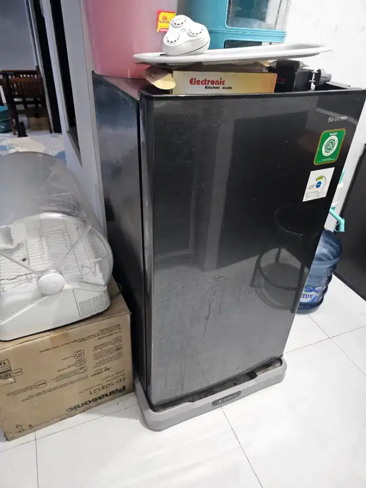 Dijual Kulkas Sharp SJ-N162 1 Pintu Hemat Listrik - Siap Pakai!