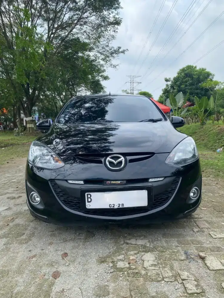 Mazda 2 1.5 S 2012 Hatchback