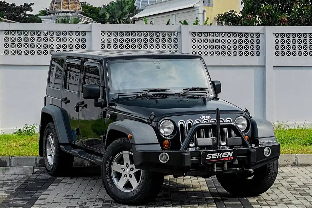 Jeep Wrangler Unlimited 3.6 Bensin Rubicon Pentastar V6 AT Matic 2012