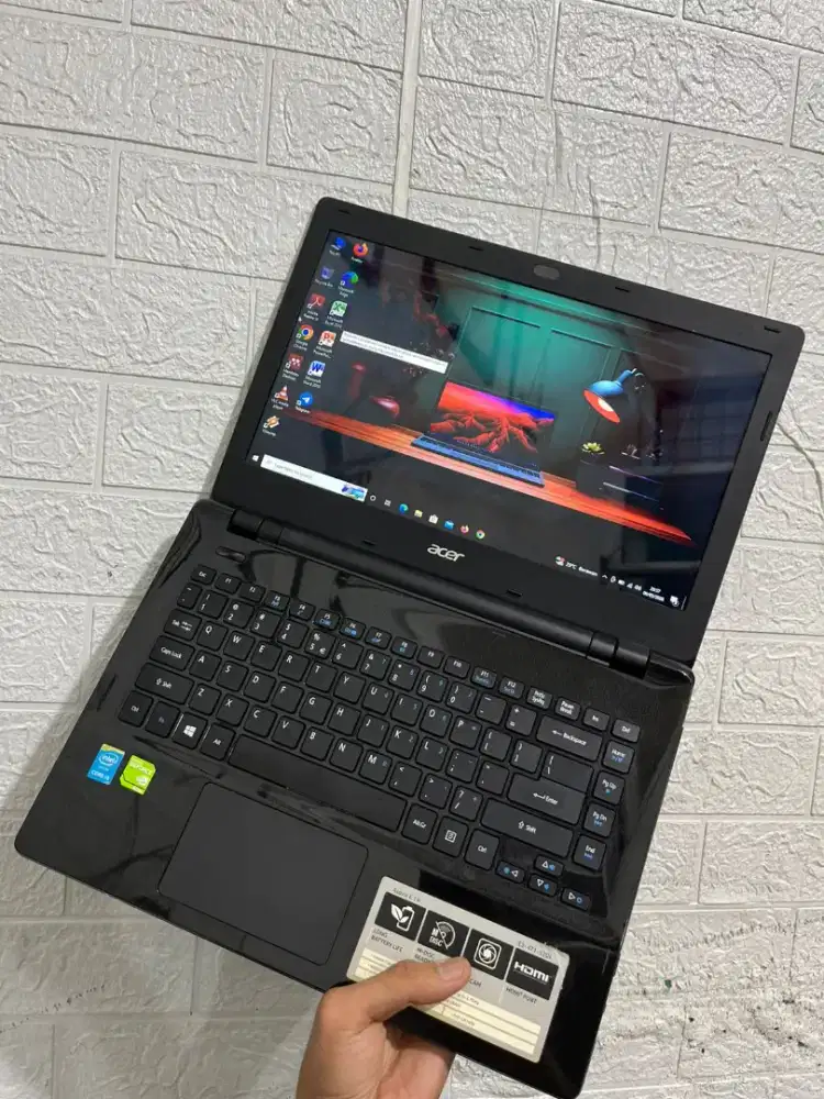 JUAL LAPTOP ACER E5-471G INTEL CORE i5 RAM 8/500GB VGA NVIDIA 2 GB