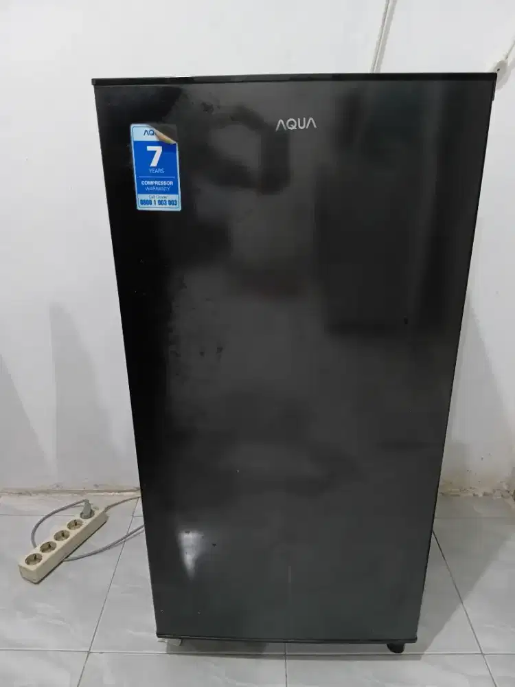 Dijual kulkas  Aqua 1Pintu