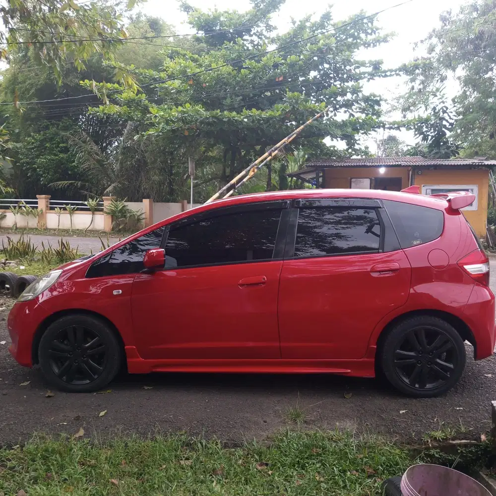 Honda Jazz 2011 Bensin