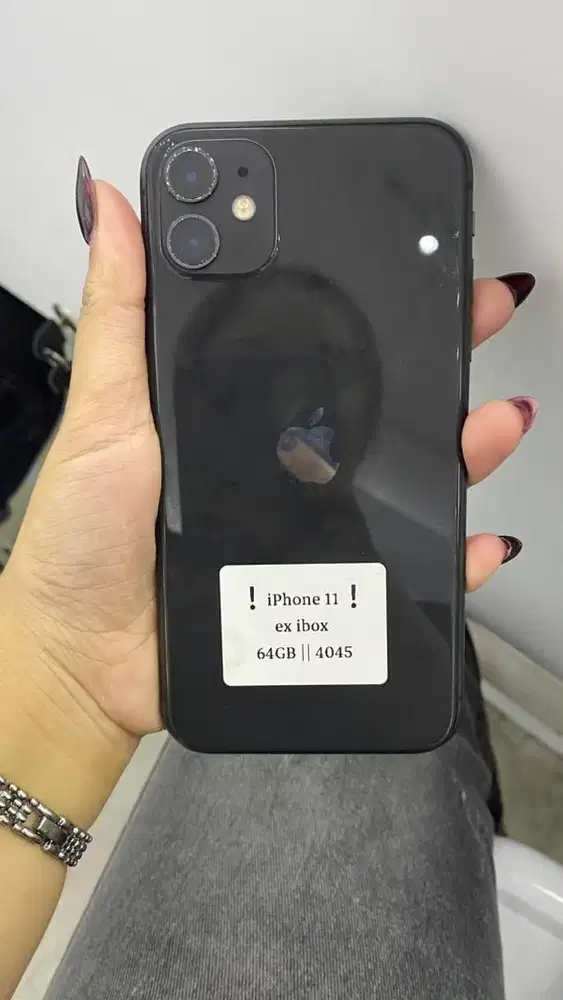 iphone 11 64GB fullset normal no minus
